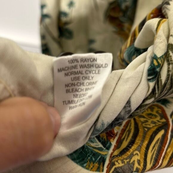 BOCA Classics Men's Multicolor Hawaiian Short Sleeve Button Up Shirt Size XL - Picture 8 of 8